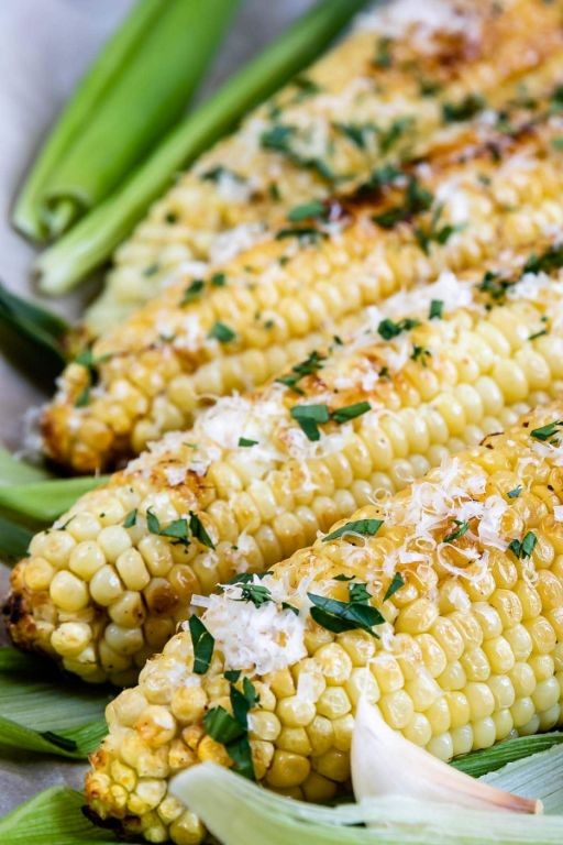 Garlic Butter Grilled Corn on the Cob