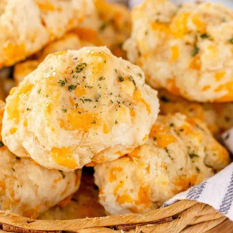 Garlic Butter Red Lobster Roll