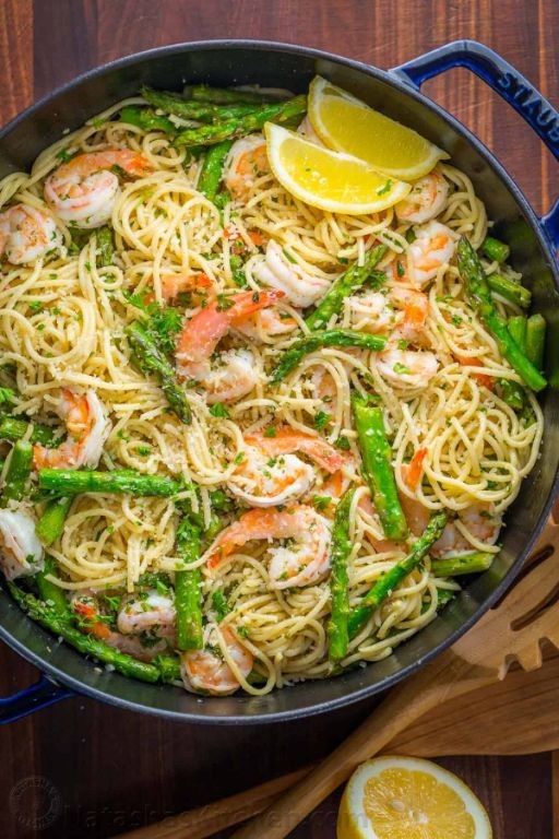 Garlic Butter Shrimp Scampi with Asparagus
