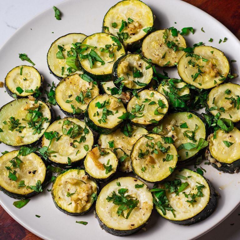 Garlic Parmesan Roasted Zucchini
