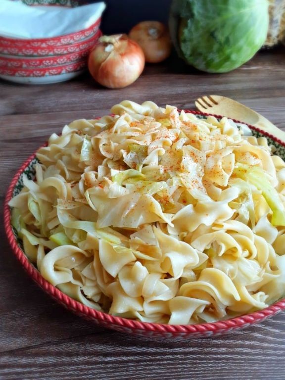 German-Style Cabbage and Noodles (Haluski)