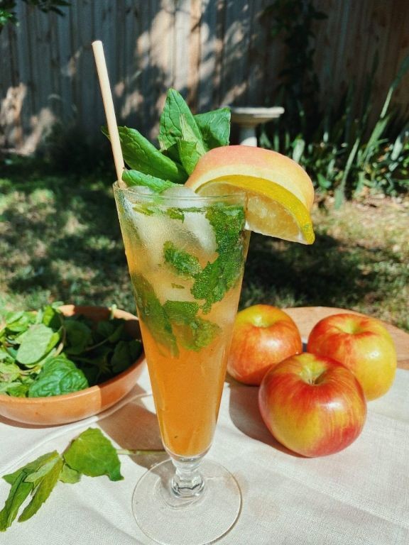 Ginger Apple Cider Mojito
