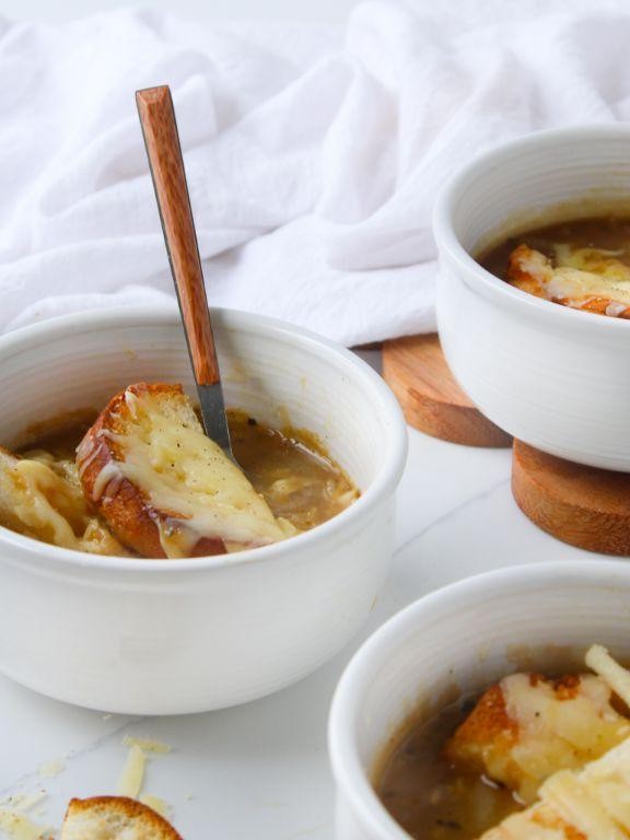 Gluten-Free French Onion Soup with Cheesy Toasts