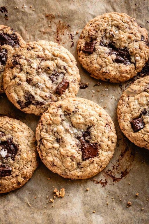 Gluten-Free Oatmeal Raisin Cookies