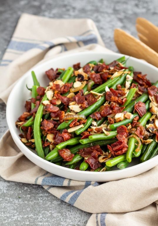 Green Beans with Crispy Prosciutto and Shallots