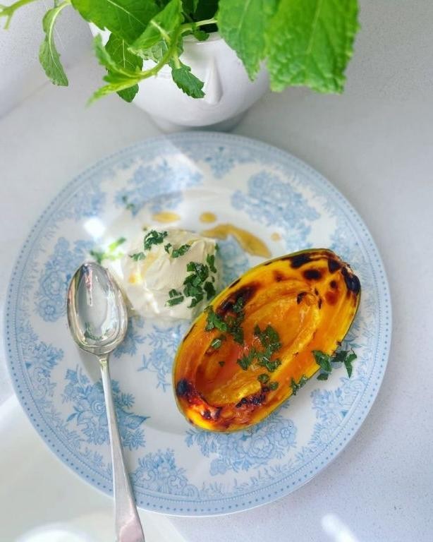 Grilled Papaya with Honey Glaze