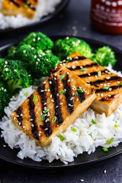 Grilled Tofu with Sesame Ginger Sauce