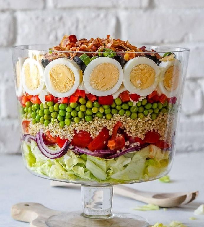 Healthy 7 Layer Salad with Quinoa
