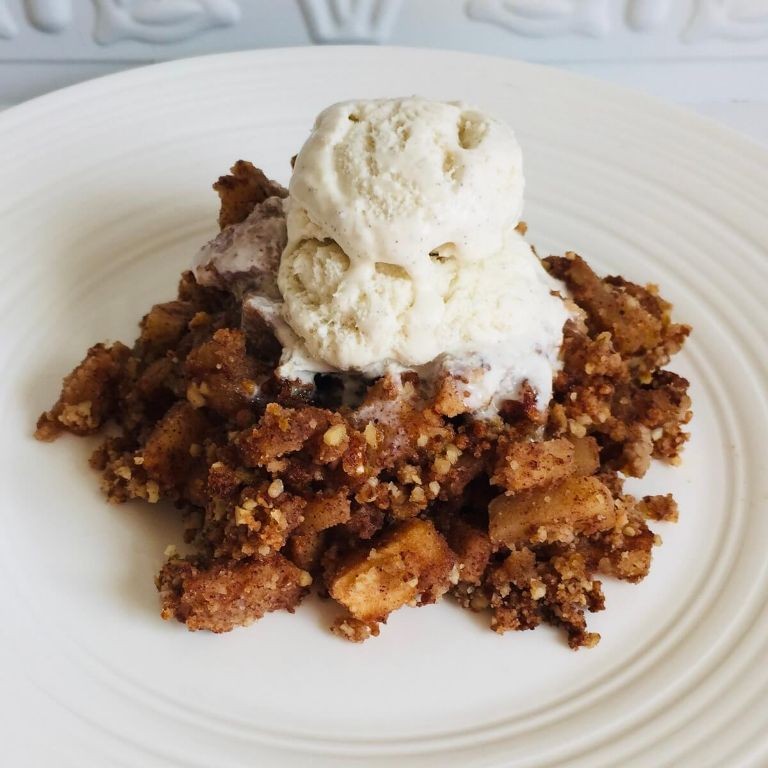 Healthy Apple Cobbler with Coconut Flour