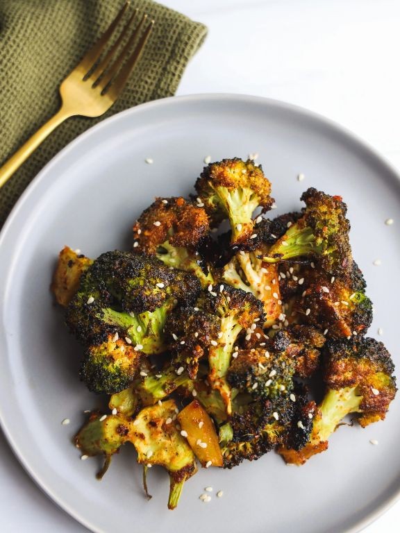 Honey Sriracha Roasted Broccoli