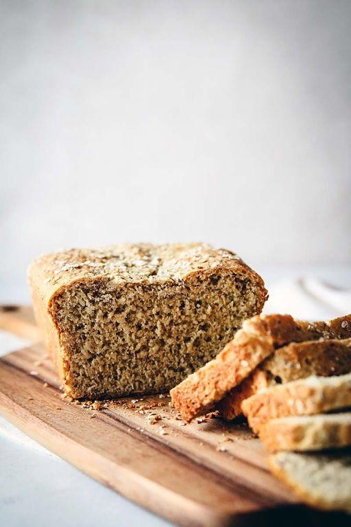 Honey Whole Wheat Bread with Flaxseeds