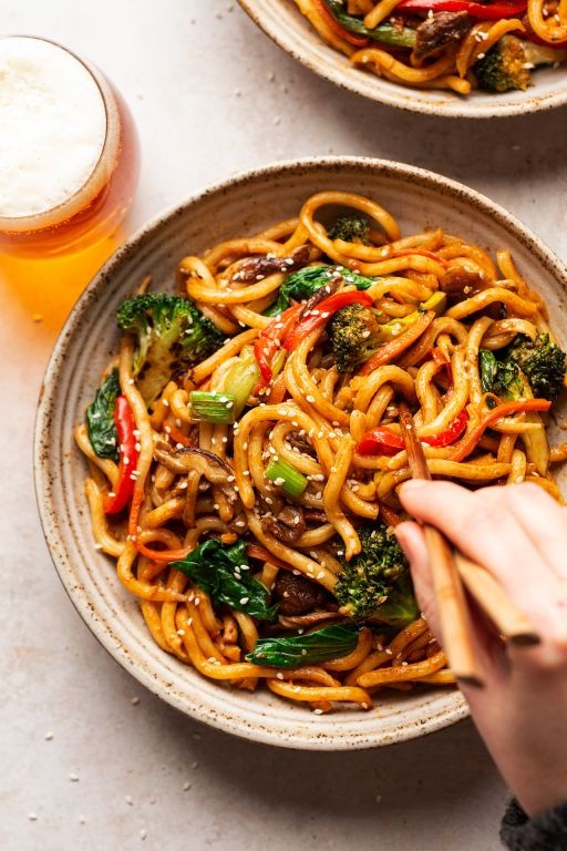 Japanese Yaki Udon with Vegetables
