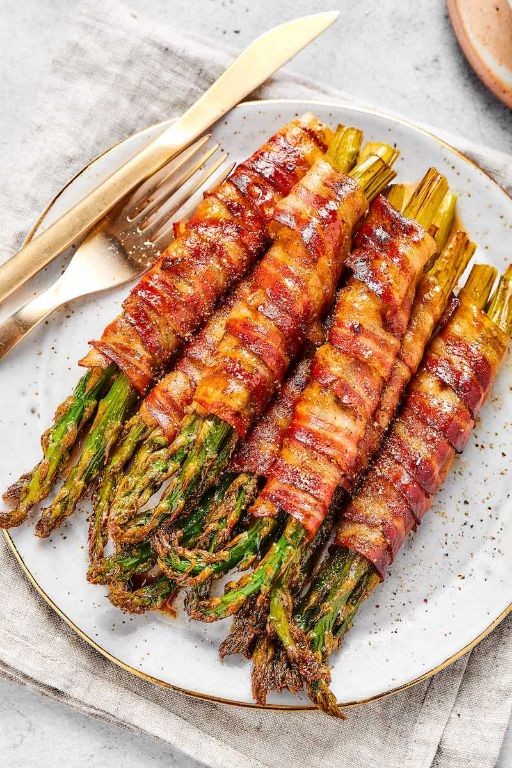 Keto Asparagus and Bacon Bundles