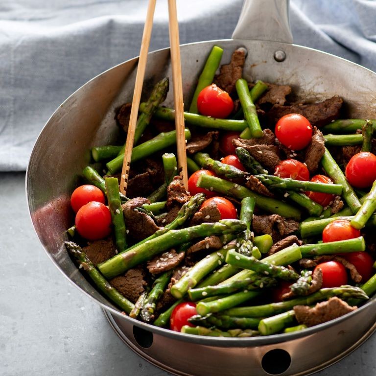 Keto Asparagus and Beef Stir-Fry