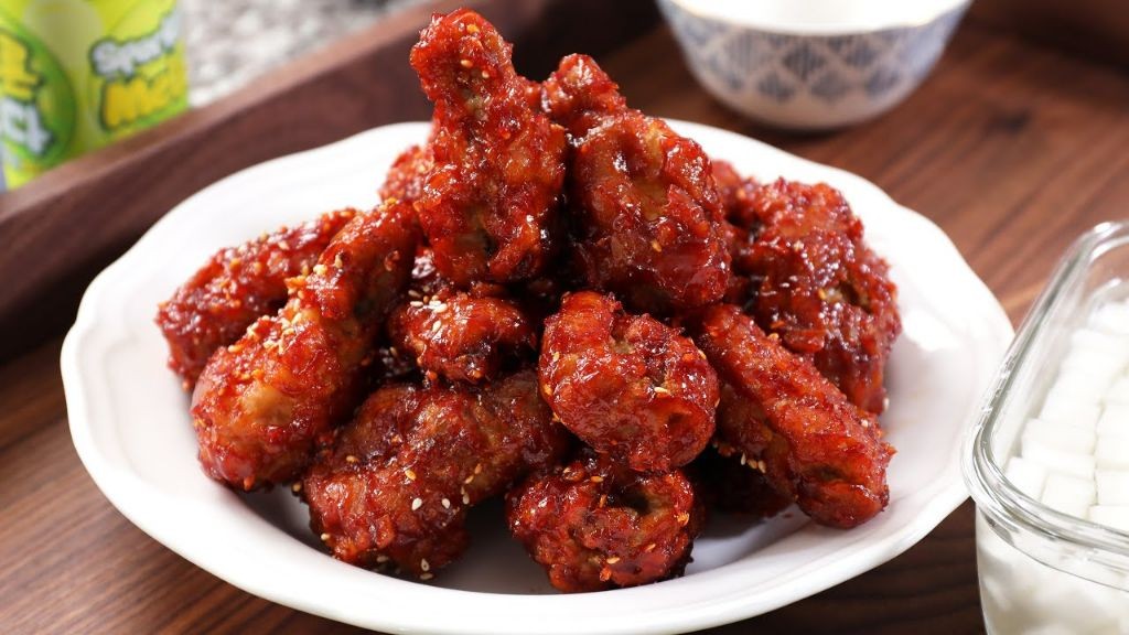 Korean Fried Chicken (Yangnyeom Chicken)