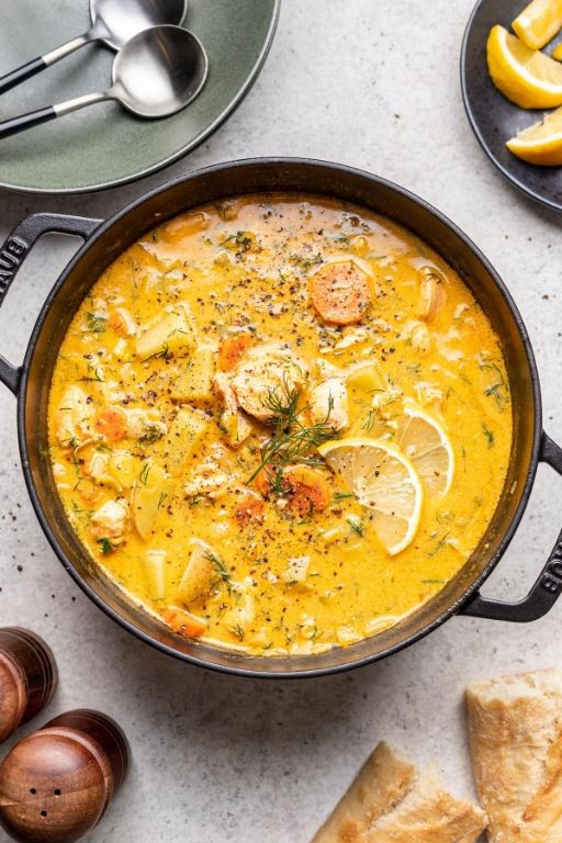 Lemon Dill Salmon Soup