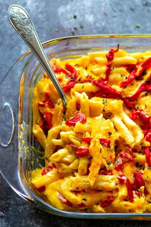 Mac and Cheese with Roasted Red Peppers