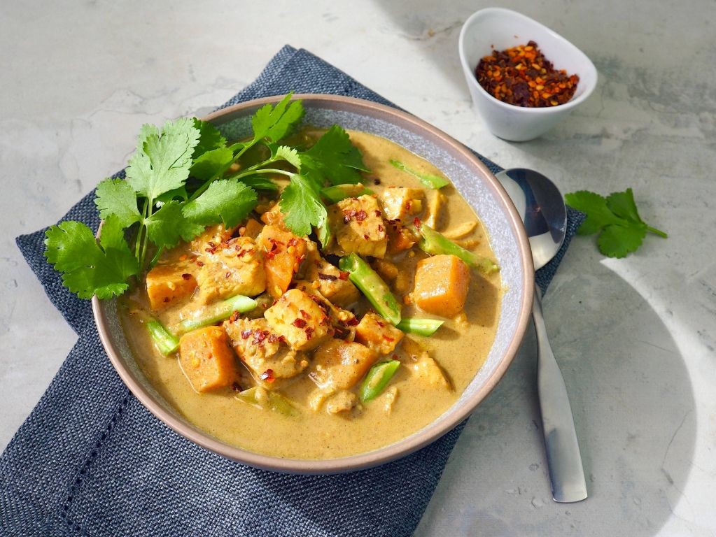 Malaysian Fish Curry with Coconut Milk