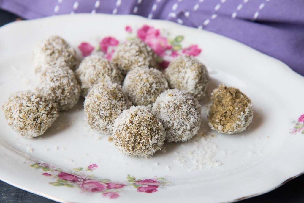 Matcha Green Tea Coconut Laddu