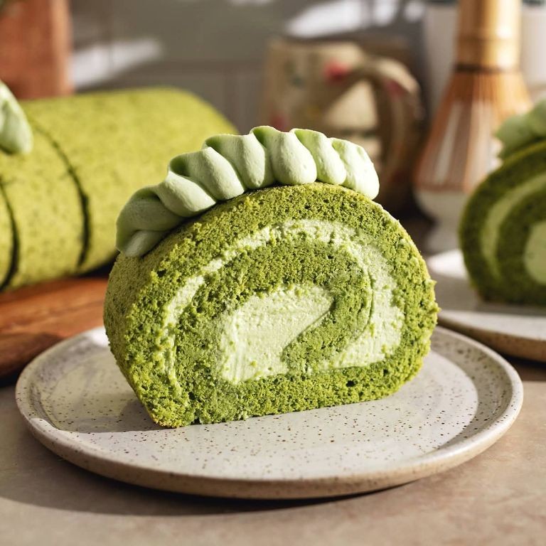 Matcha Swiss Roll