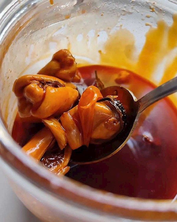 Mejillones en escabeche (marinated mussels)