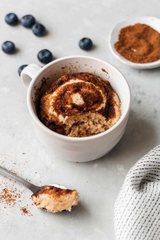 Microwave Cinnamon Roll in a Mug