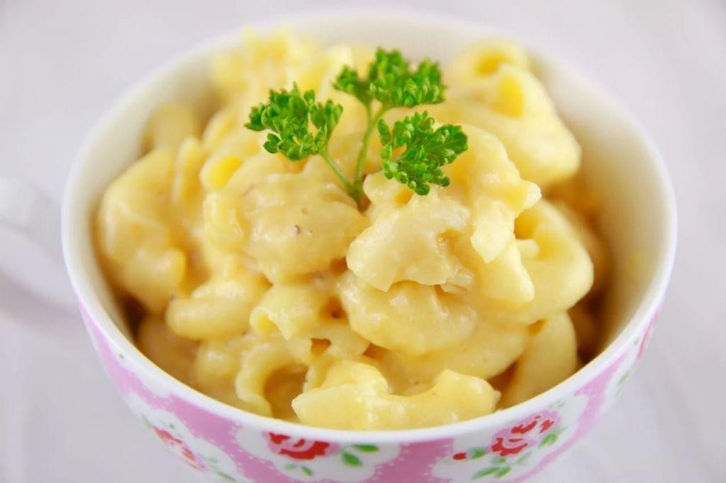 Microwave Mug Mac and Cheese