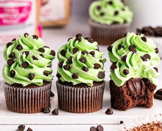 Mint Chocolate Chip Cupcakes