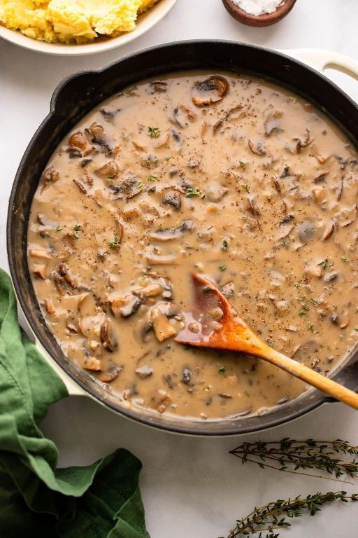 Mirepoix-Infused Mushroom Gravy
