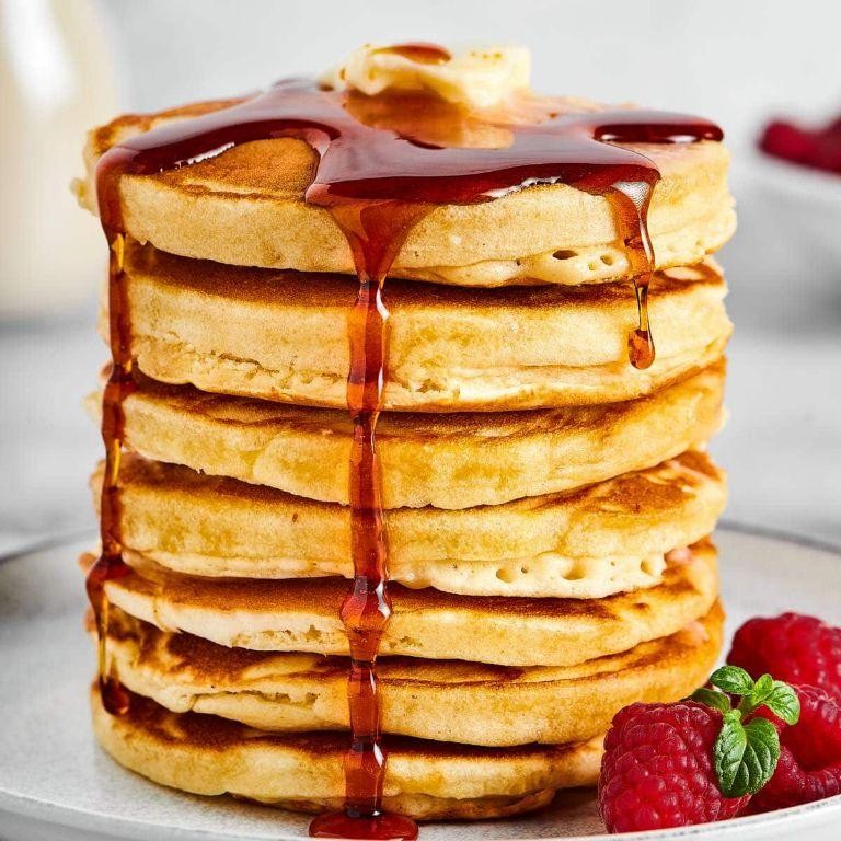 Oat Flour Pancakes with Maple Syrup