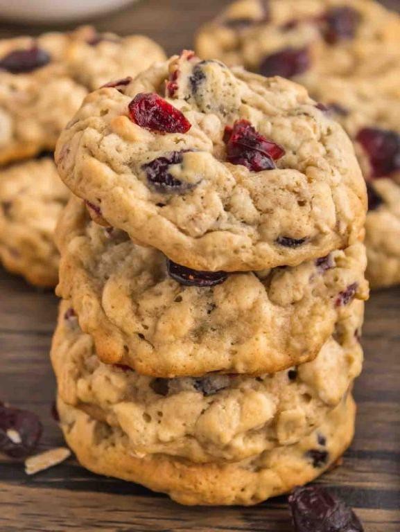 Oatmeal Raisin Cookies with Dried Cranberries