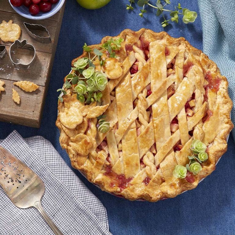 Old-Fashioned Apple Pie with Lattice Crust