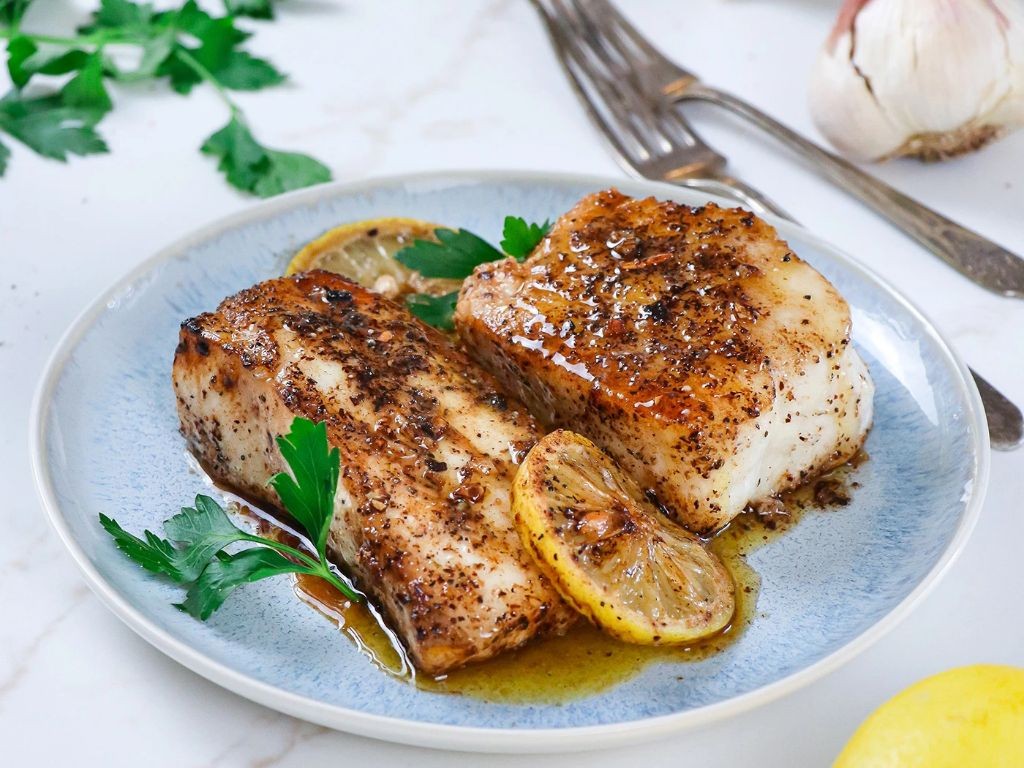 Pan-Seared Chilean Sea Bass with Lemon Butter Sauce