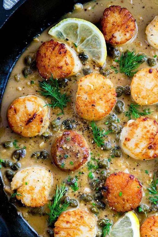 Pan-Seared Scallops with Lemon Caper Sauce