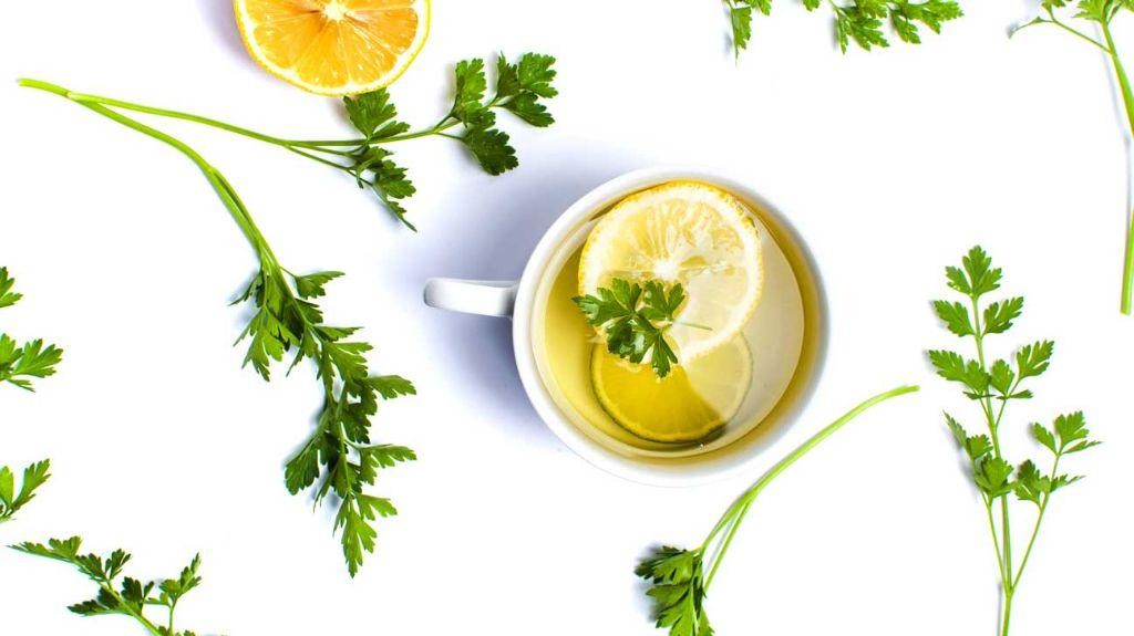 Parsley and Lemon Digestive Juice