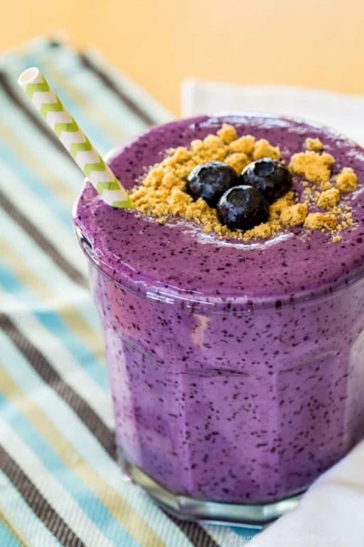 Philadelphia Blueberry Cheesecake Smoothie