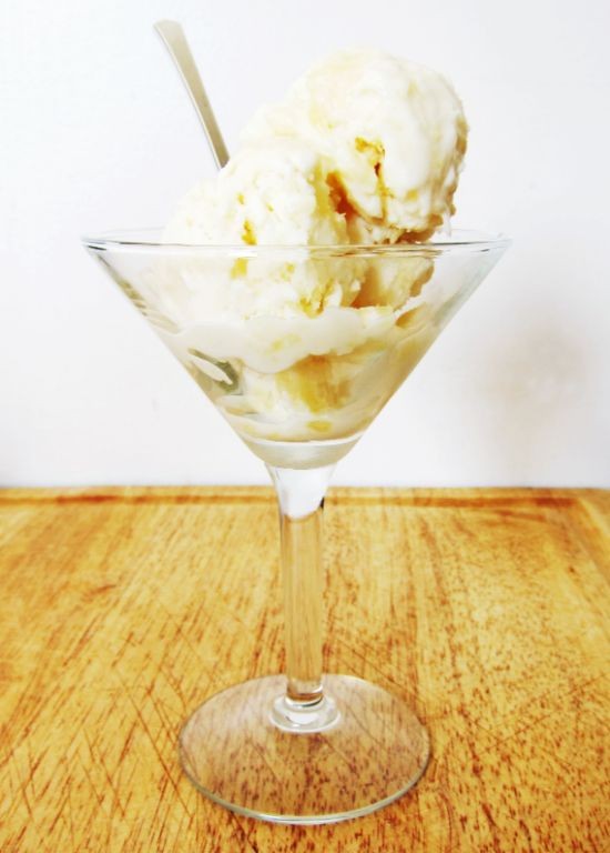 Pineapple Coconut Frozen Yogurt