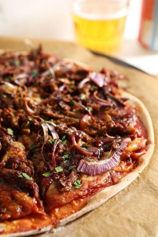 Pulled Pork Pizza with BBQ Sauce