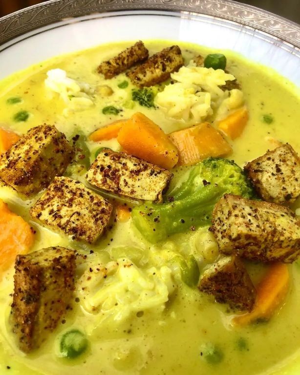 Pumfu Curry with Coconut Milk