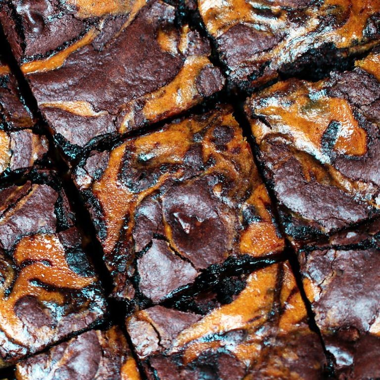 Pumpkin Pie Mix Brownies with Walnuts