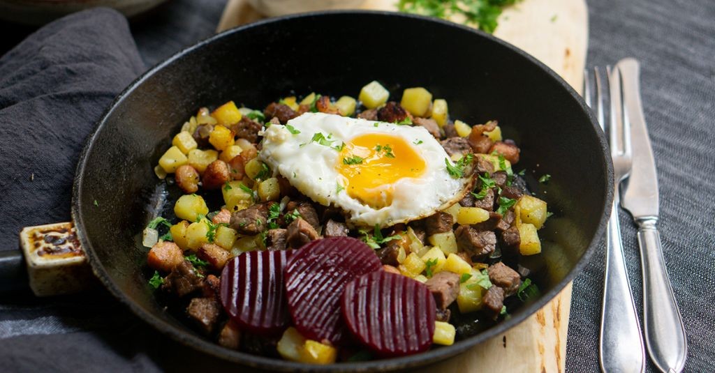 Pytt i Panna (Swedish Hash with Fried Eggs)