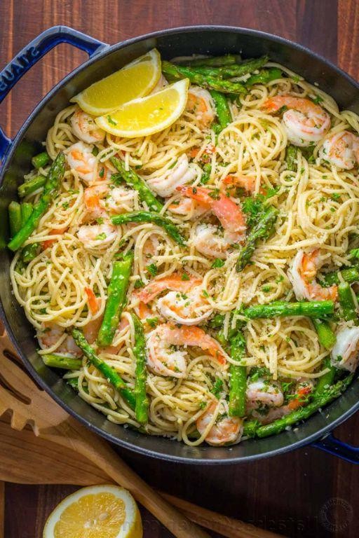 Quick Asparagus and Shrimp Scampi