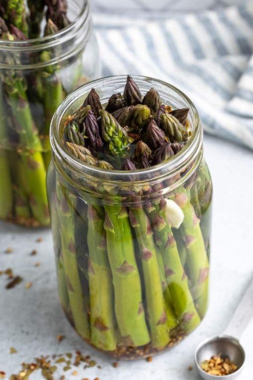 Quick Pickled Asparagus
