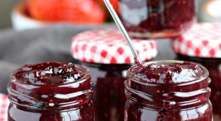 Raspberry Rhubarb Jelly with Lime