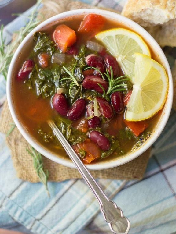 Red Bean and Kale Soup