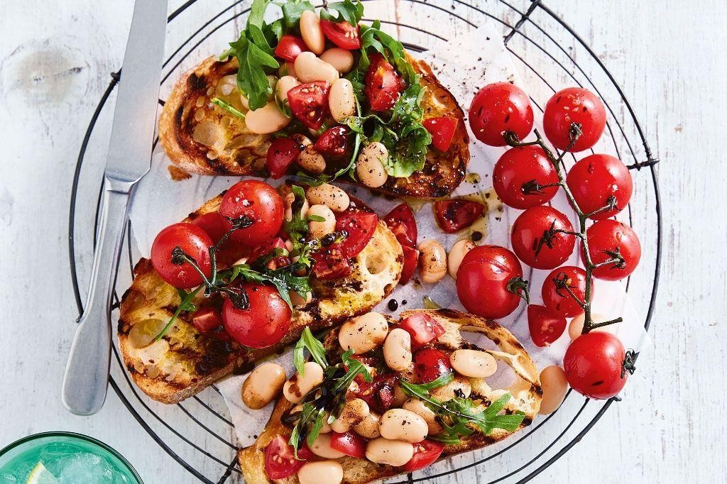 Red Bean and Tomato Bruschetta