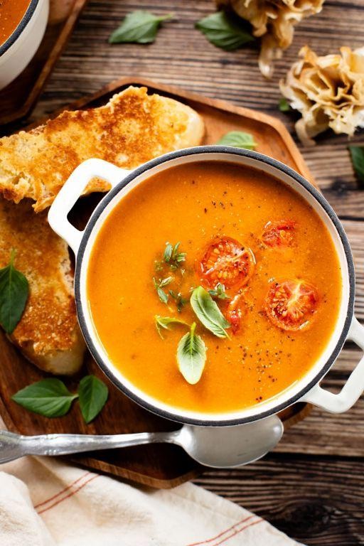 Roasted Garlic Tomato Soup