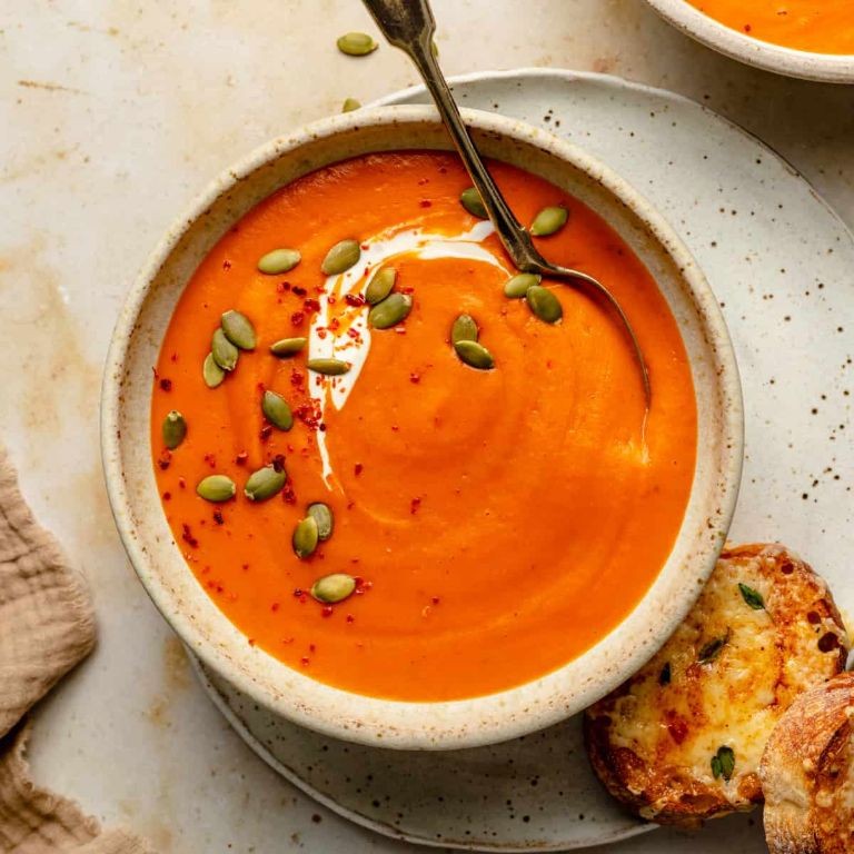 Roasted Red Pepper Butternut Squash Soup