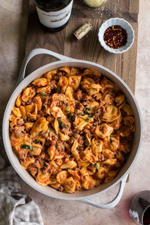 Roasted Red Pepper and Sausage Cascatelli