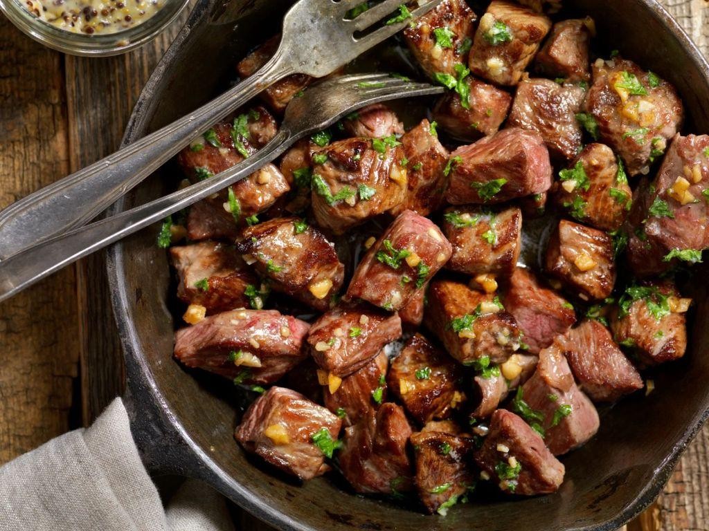 Rosemary Garlic Butter Steak Bites